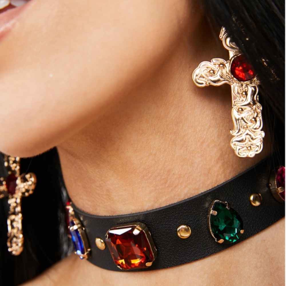 Dolls kill . Contessa vibes jeweled choker